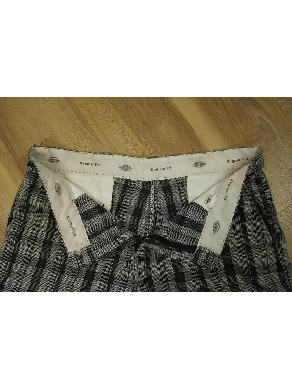 Dickie's Plaid Shorts - Men's size 38‎